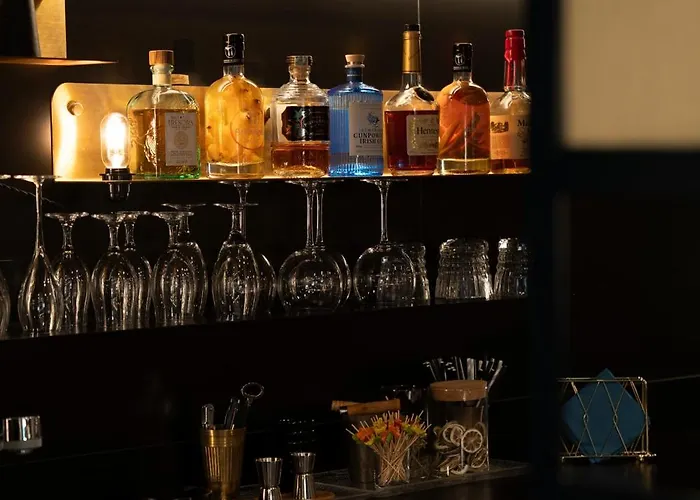 Nicolo - Tour Eiffel 3*