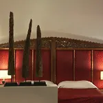 Nicolo - Tour Eiffel Hotel 3*
