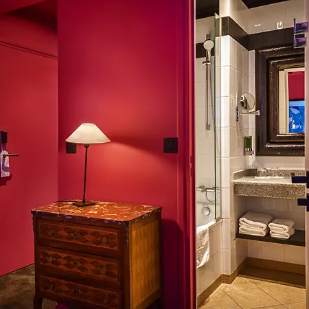 Nicolo - Tour Eiffel ホテル 3*