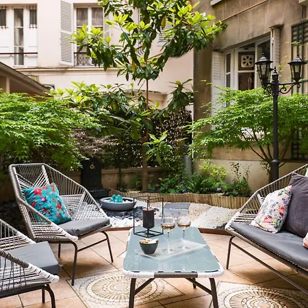 Nicolo - Tour Eiffel Hotell