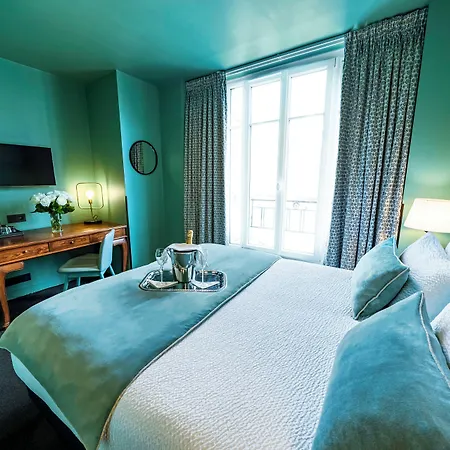 Nicolo - Tour Eiffel Hotell Paris