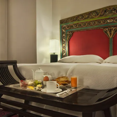 Hotell Nicolo - Tour Eiffel