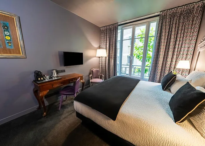 Nicolo - Tour Eiffel מלון 3*