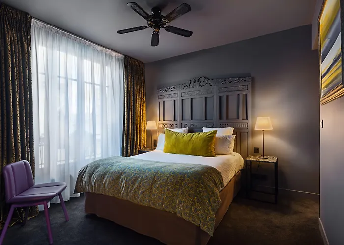 Nicolo - Tour Eiffel 3* 파리