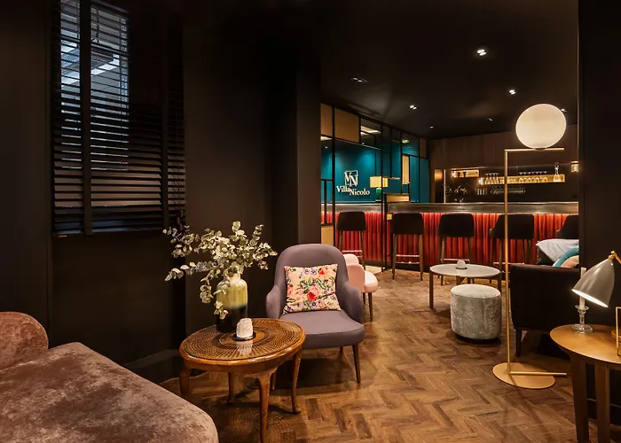 Nicolo - Tour Eiffel 호텔 3*