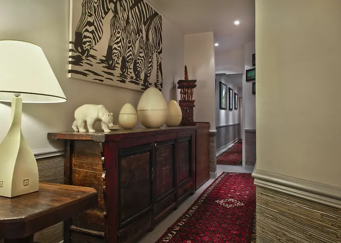 Nicolo - Tour Eiffel 3*