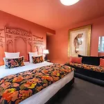 Ξενοδοχείο Nicolo - Tour Eiffel 3*
