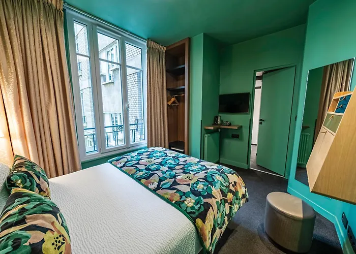 Otel Nicolo - Tour Eiffel