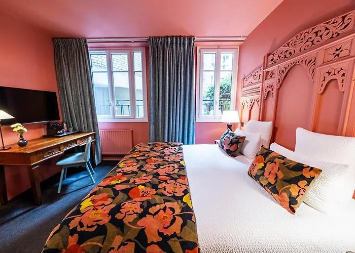 Nicolo - Tour Eiffel Otel Paris